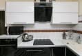 Бело-черная кухня ЗОВ из пластика